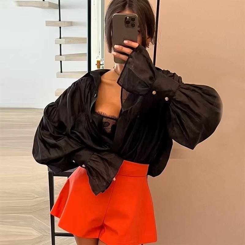 Elegant and airy blouse